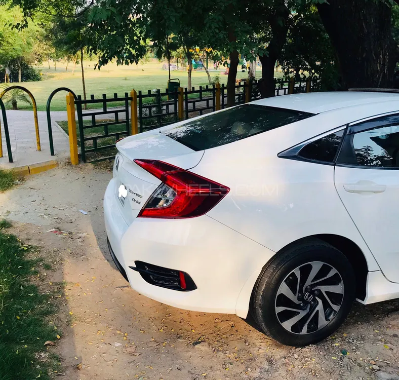 Honda Civic 2017 for Sale in Islamabad Image-1