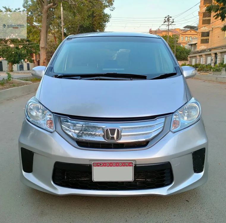 Honda Freed 2012 for Sale in Karachi Image-1