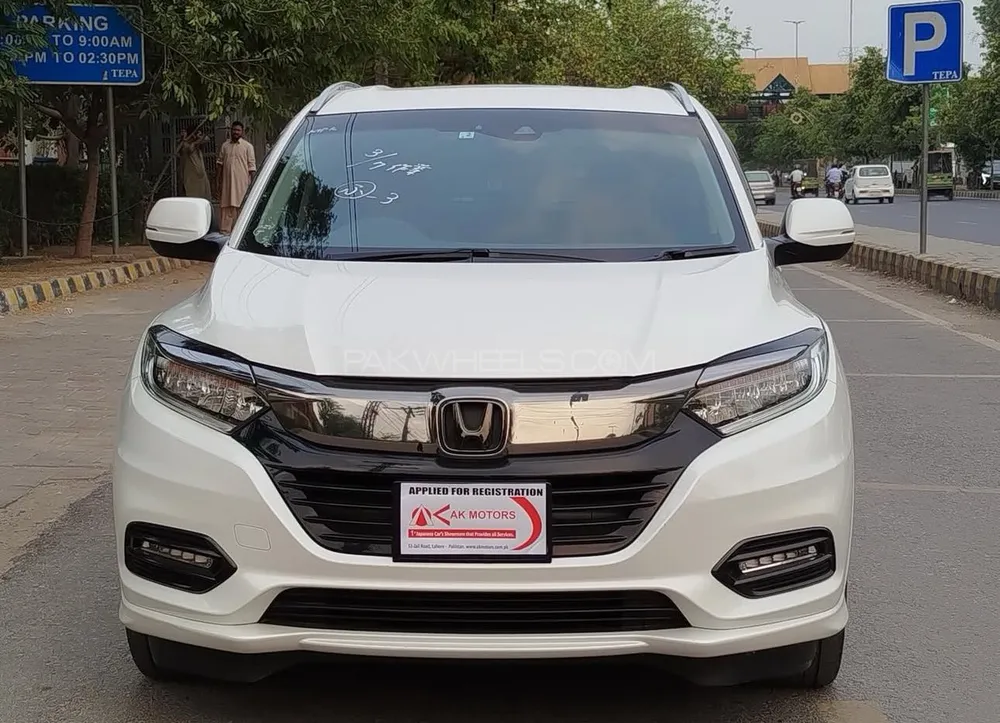 Honda Vezel 2019 for Sale in Lahore Image-1