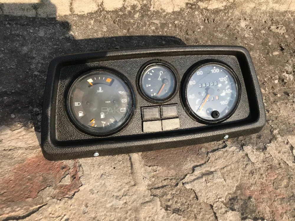 Mercedes Benz W123 E-Class G-Wagon Parts Speed O Meter Steering Shock Console Image-1