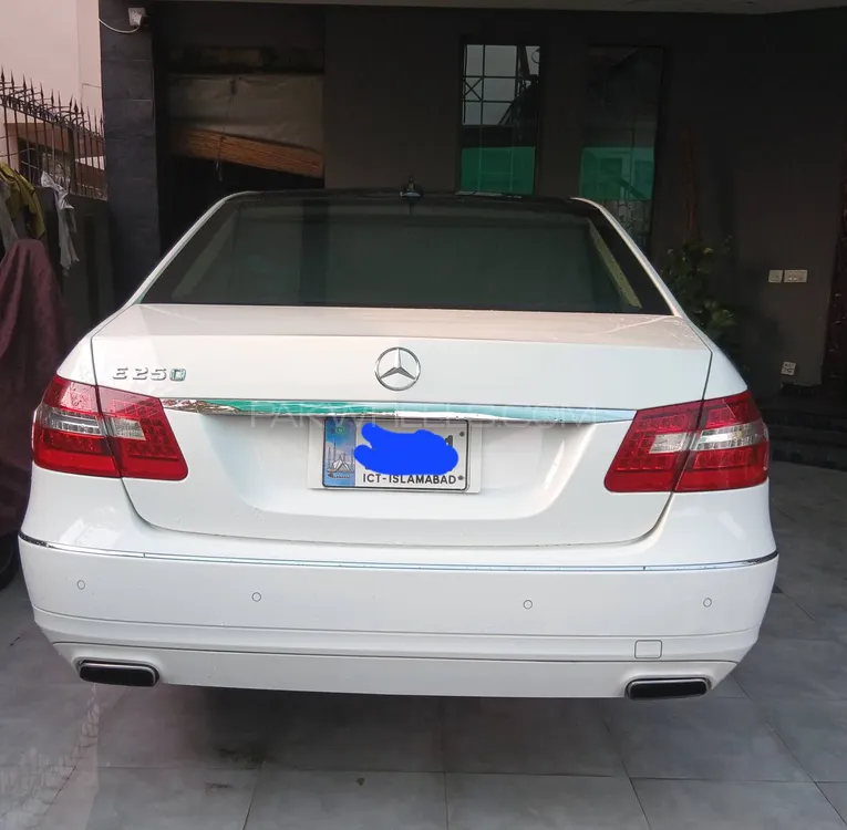 Mercedes Benz E Class 2013 for Sale in Lahore Image-1