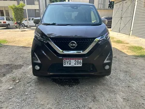 Nissan Dayz Highway Star S hybrid X pro pilot 2019 for Sale