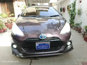 Toyota Aqua S 2015 for Sale