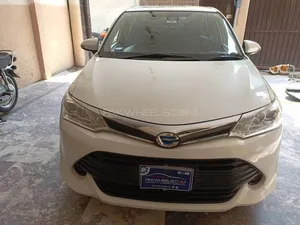 Toyota Corolla Axio Hybrid 1.5 2015 for Sale