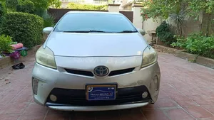 Toyota Prius S LED Edition 1.8 2013 for Sale