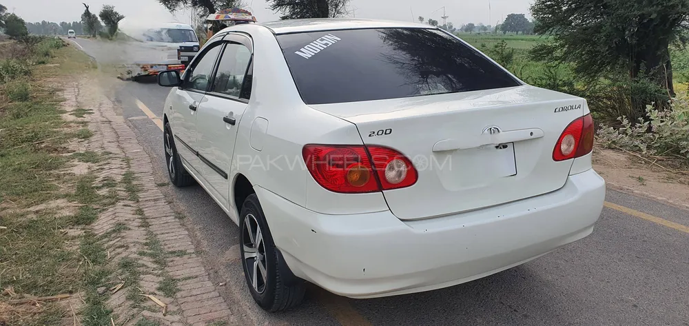 Toyota Corolla 2004 for Sale in Shahpur Saddar Image-1