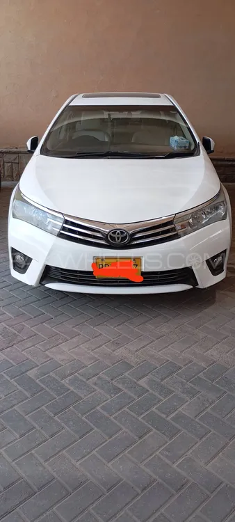 Toyota Corolla 2015 for Sale in Karachi Image-1
