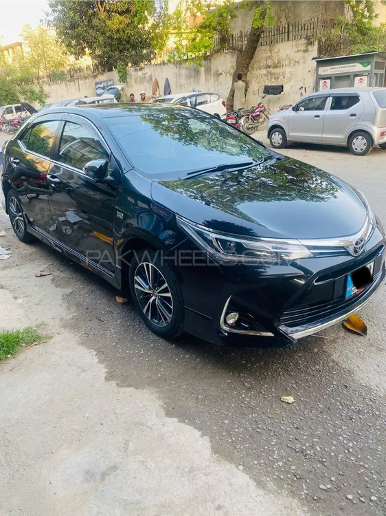 Toyota Corolla 2021 for Sale in Islamabad Image-1