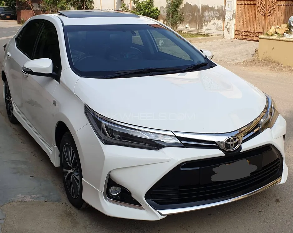 Toyota Corolla 2021 for Sale in Karachi Image-1