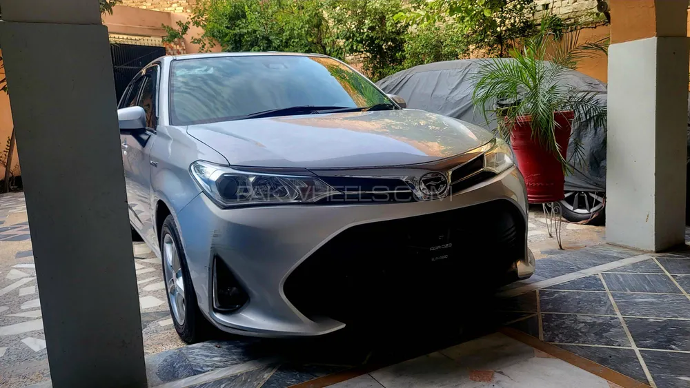 Toyota Corolla Fielder 2018 for Sale in Peshawar Image-1