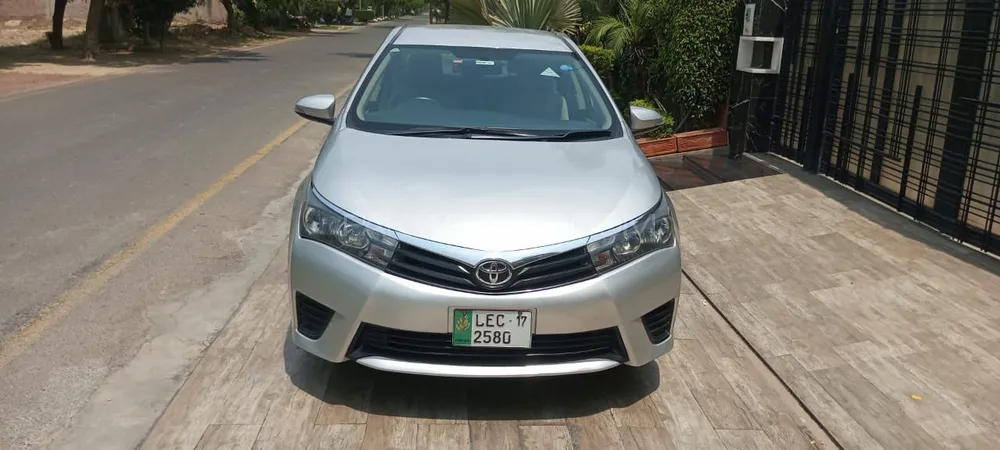 Toyota Corolla 2017 for Sale in Sialkot Image-1