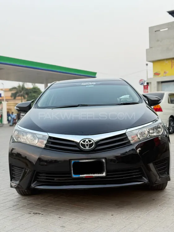 Toyota Corolla 2017 for Sale in Lala musa Image-1