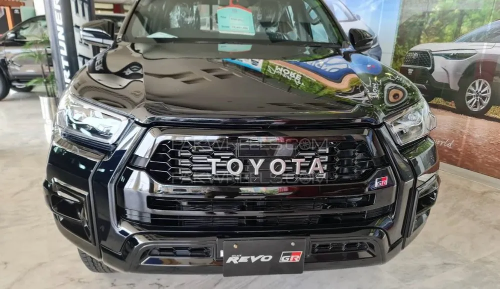 Toyota Hilux 2025 for Sale in Lahore Image-1