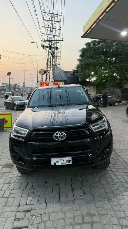 Toyota Hilux 2021 for Sale in Lahore Image-1
