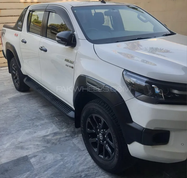 Toyota Hilux 2022 for Sale in Islamabad Image-1