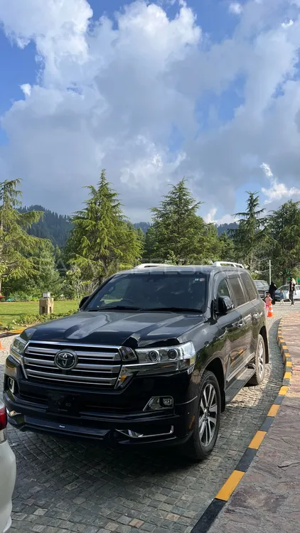 Toyota Land Cruiser 2018 for Sale in Peshawar Image-1