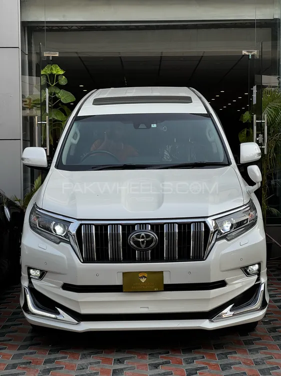 Toyota Prado 2019 for Sale in Lahore Image-1