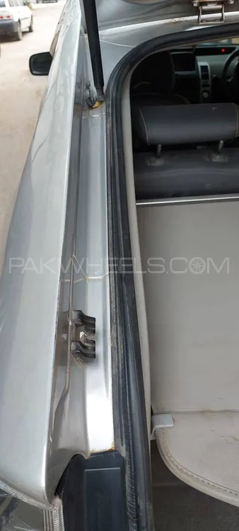 Toyota Prius 2010 for Sale in Karachi Image-1