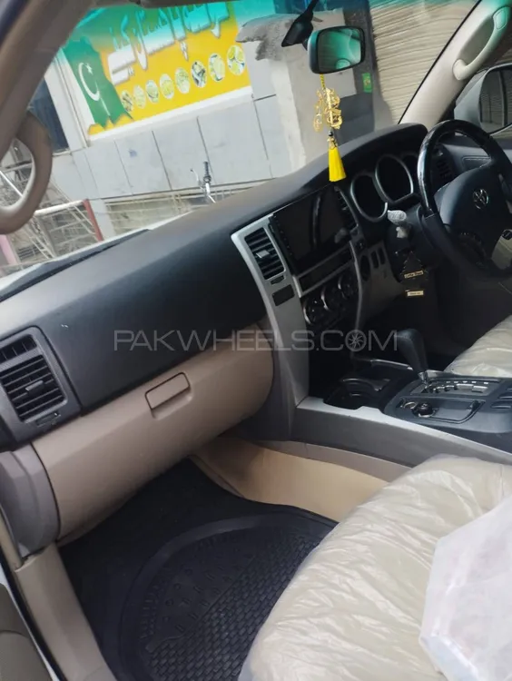 Toyota Surf 2005 for Sale in Abbottabad Image-1