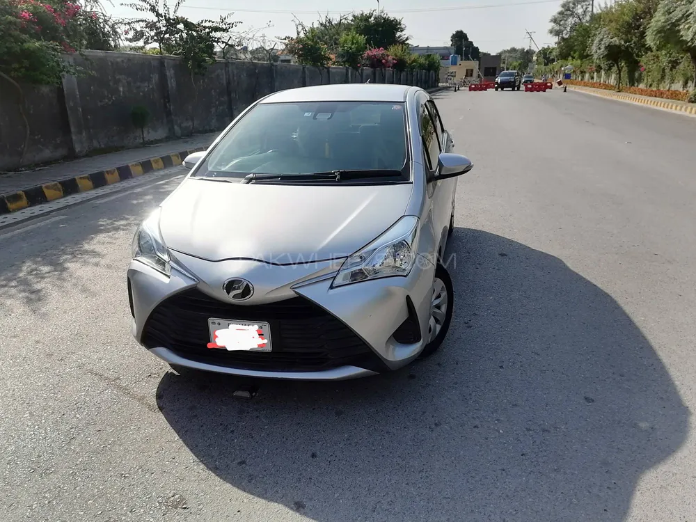 Toyota Vitz 2017 for Sale in Rawalpindi Image-1