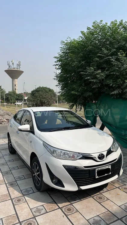 Toyota Yaris Sedan 2021 for Sale in Lahore Image-1