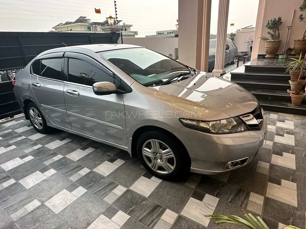 Honda City 2018 for Sale in Islamabad Image-1