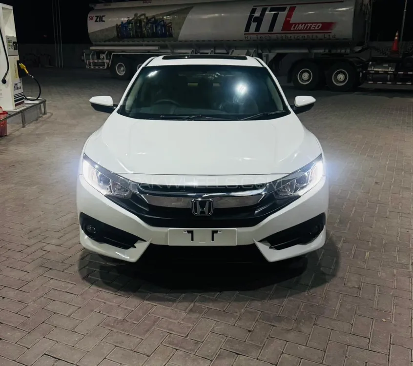 Honda Civic 2018 for Sale in Sialkot Image-1