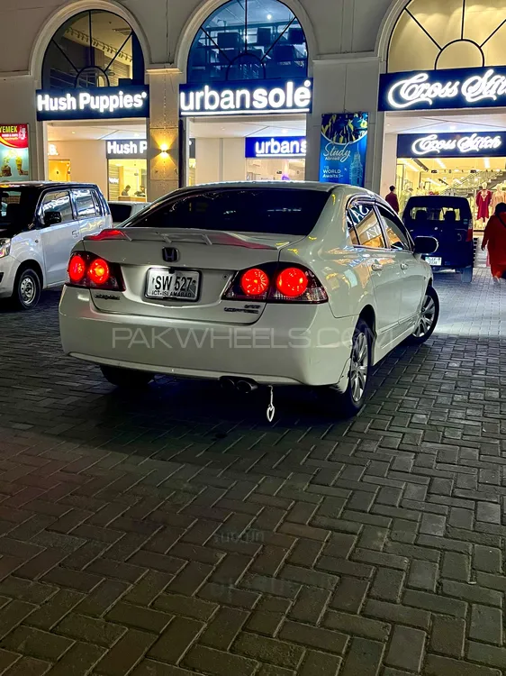 Honda Civic 2011 for Sale in Sialkot Image-1