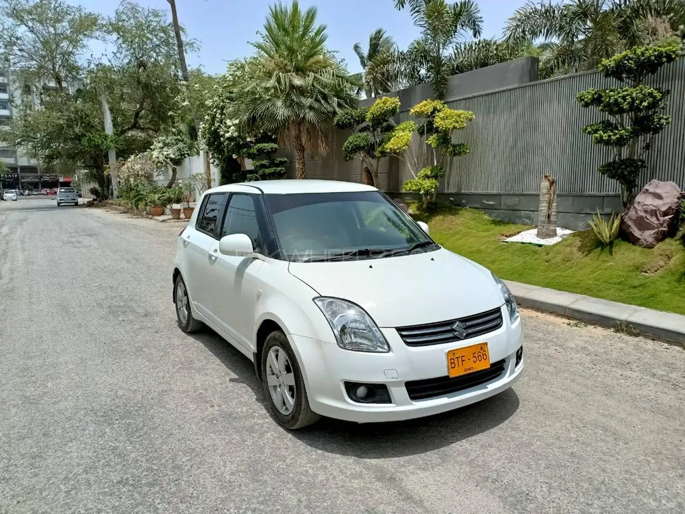 Suzuki Swift 2021 for Sale in Karachi Image-1