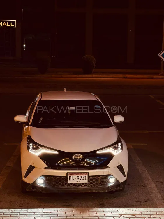 Toyota C-HR 2018 for Sale in Karachi Image-1