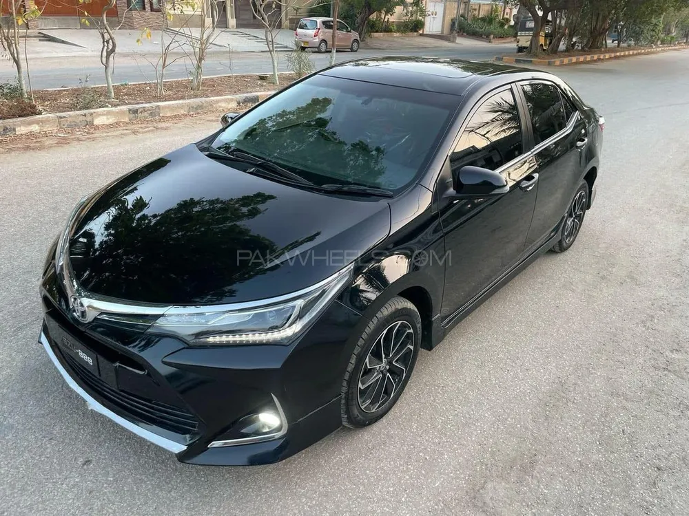 Toyota Corolla 2023 for Sale in Karachi Image-1