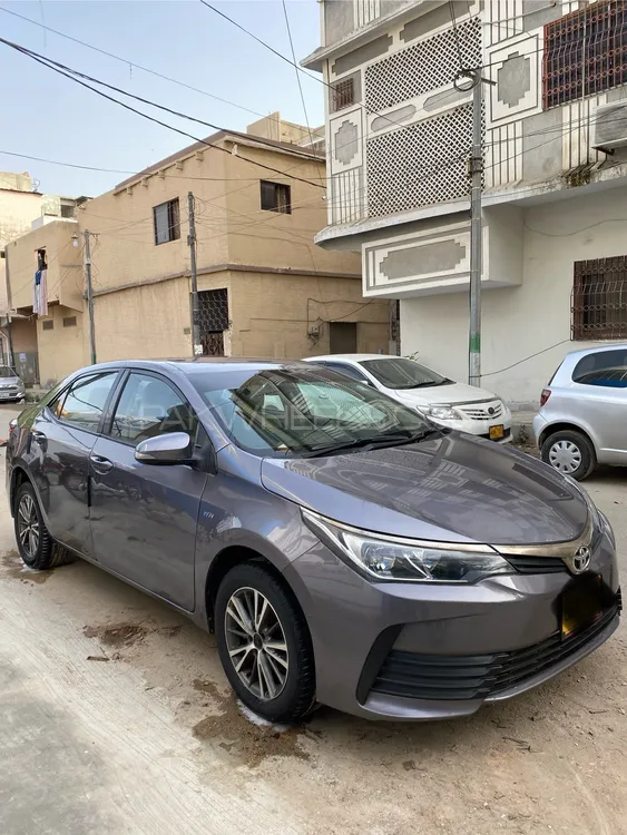 Toyota Corolla 2016 for Sale in Karachi Image-1