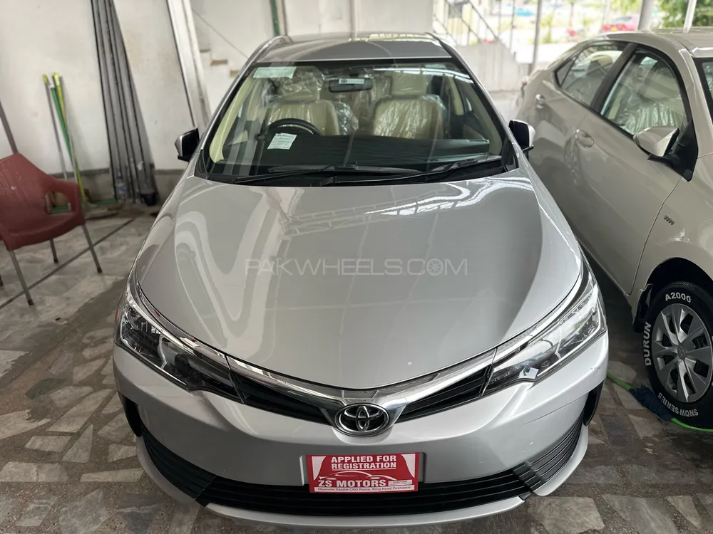 Toyota Corolla 2020 for Sale in Peshawar Image-1