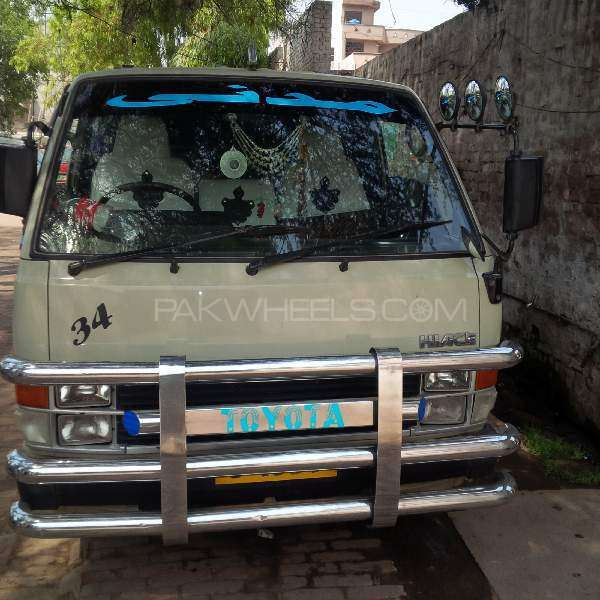 Toyota Hiace 1986 for Sale in Farooqabad Image-1