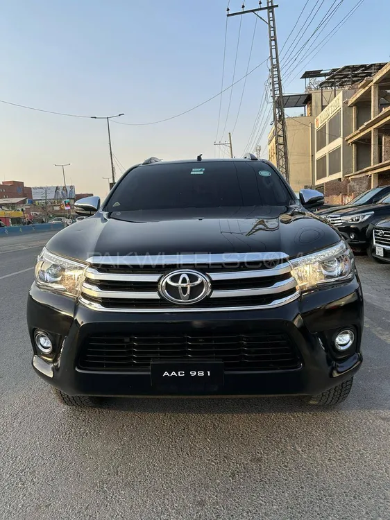Toyota Hilux 2020 for Sale in Lahore Image-1