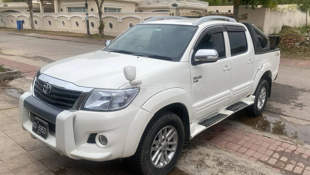 Toyota Hilux 2016 for Sale in Rawalpindi Image-1