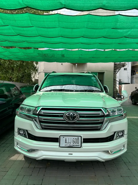 Toyota Land Cruiser 2016 for Sale in Lahore Image-1