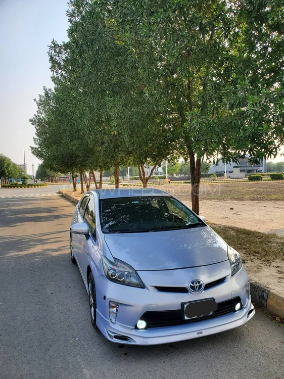 ٹویوٹا پریوس 2012 for Sale in فیصل آباد Image-1