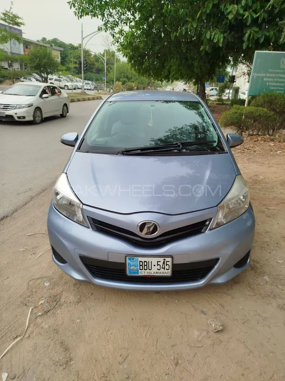 Toyota Vitz 2011 for Sale in Islamabad Image-1
