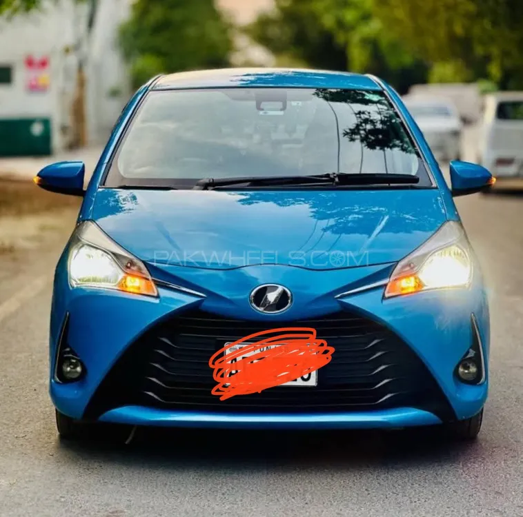Toyota Vitz 2018 for Sale in Lahore Image-1