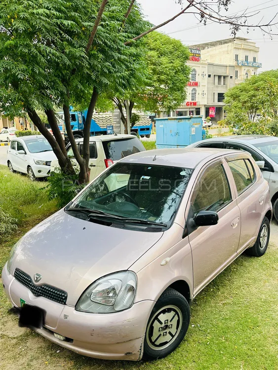 Toyota Vitz 1999 for Sale in Gujranwala Image-1