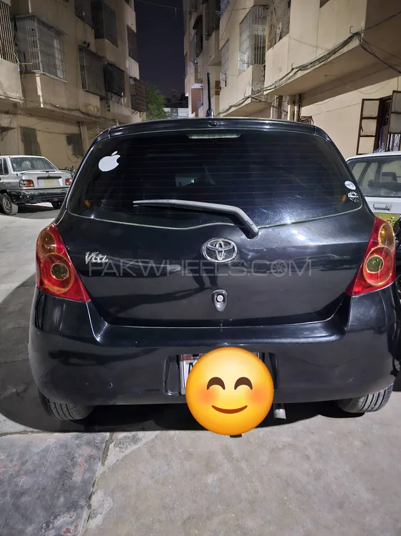 Toyota Vitz 2005 for Sale in Karachi Image-1