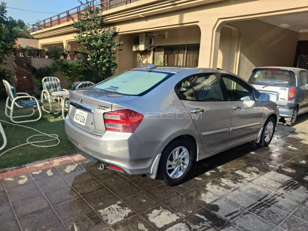 Honda City 2021 for Sale in Lahore Image-1
