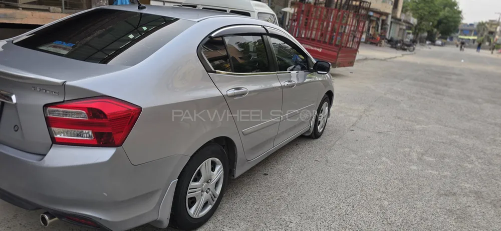 Honda City 2017 for Sale in Lahore Image-1