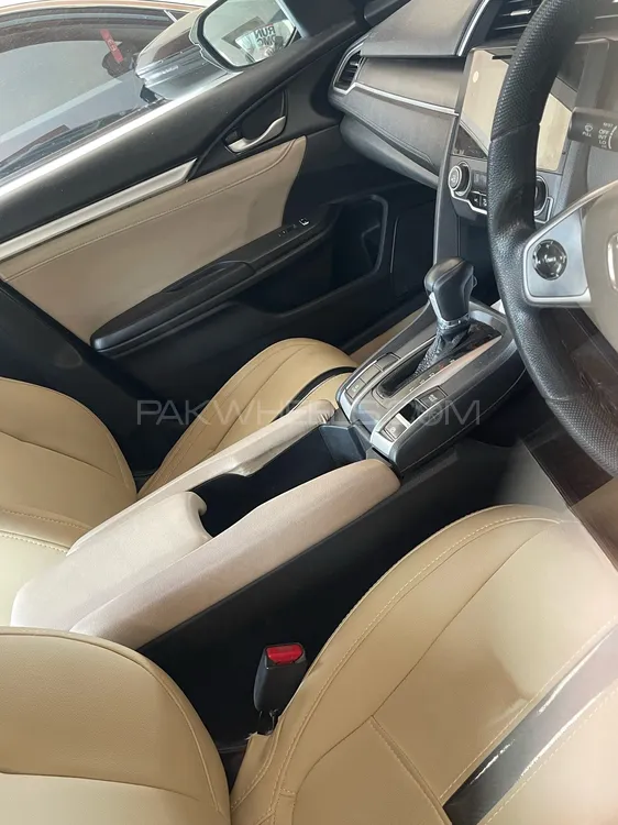 Honda Civic 2019 for Sale in Faisalabad Image-1