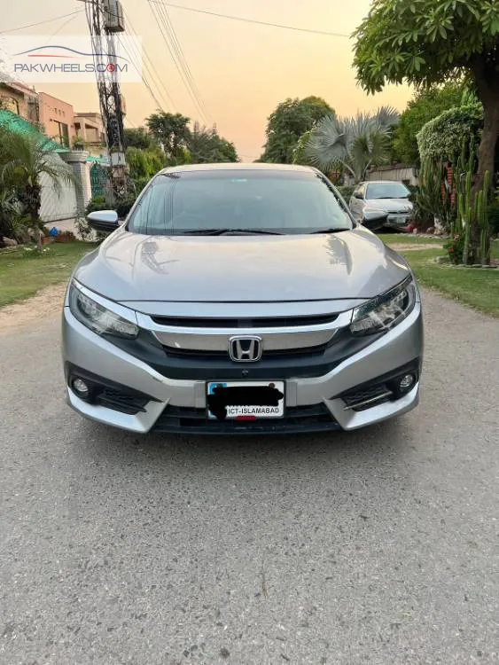 Honda Civic 2020 for Sale in Lahore Image-1