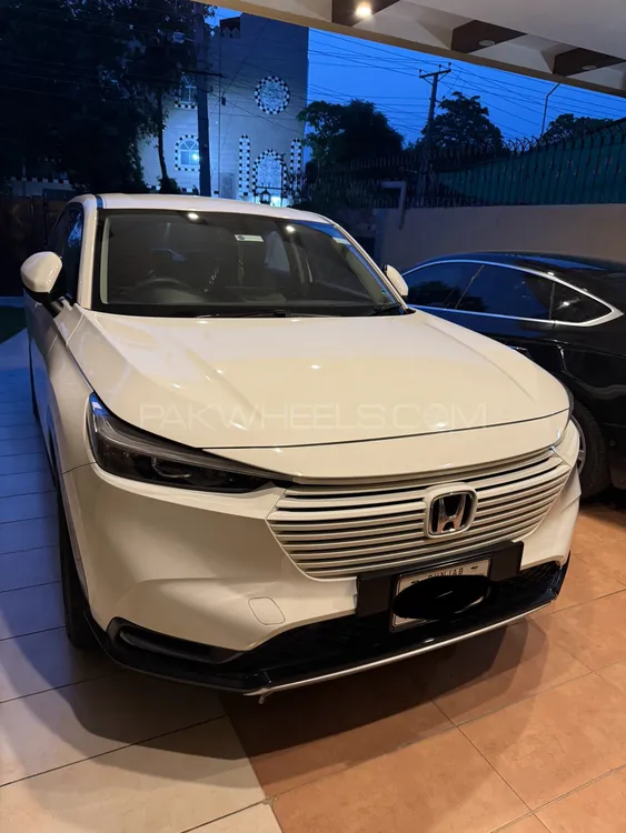 Honda HR-V 2023 for Sale in Lahore Image-1