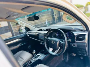 Toyota Hilux Revo V Automatic 2.8 2020 for Sale