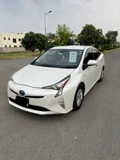 Toyota Prius S Touring Selection 2018 for Sale
