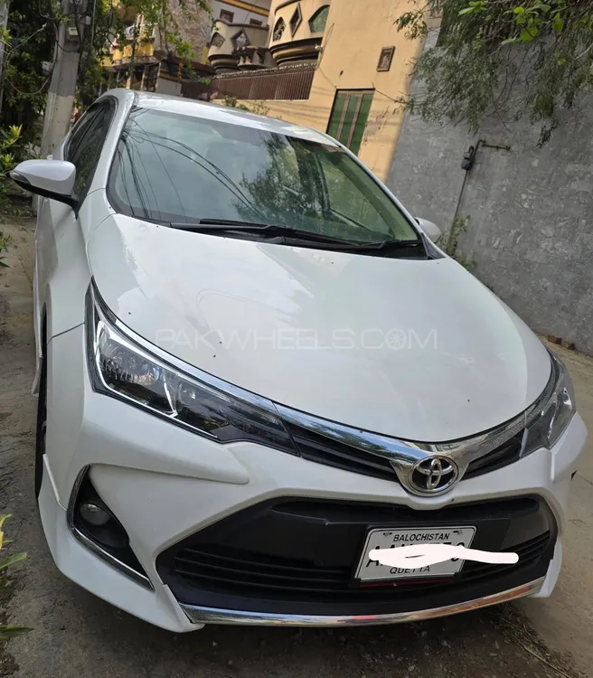 Toyota Corolla 2017 for Sale in Lahore Image-1